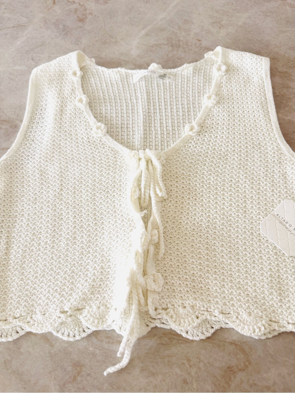Altar’d State NWT White Crochet Knit Tie Front Vest Boho Cottagecore L
